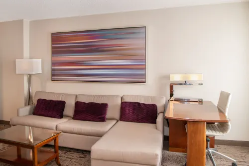 Chicago Marriott Suites Deerfield Photos