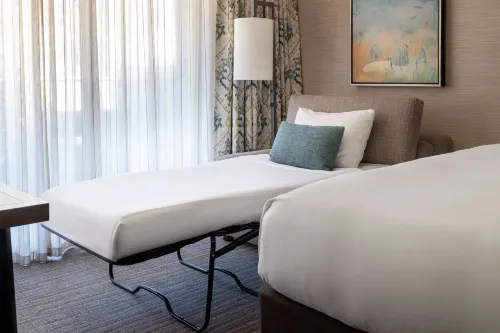 Coronado Island Marriott Resort & Spa Photos