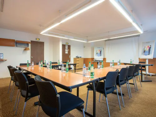 Novotel Aix-en-Provence Pont-De-l'Arc Fenouillères Business Facilities Photos