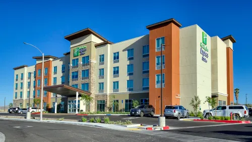 Holiday Inn Express & Suites Ridgecrest - China Lake Exterior Photos