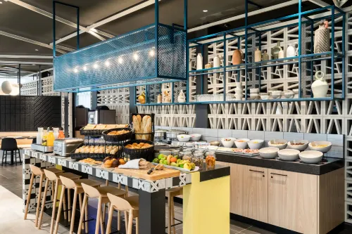 Courtyard Paris Creteil Dining Photos