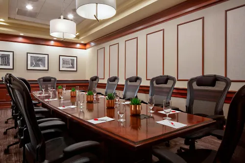 Indianapolis Marriott Downtown Business Photos