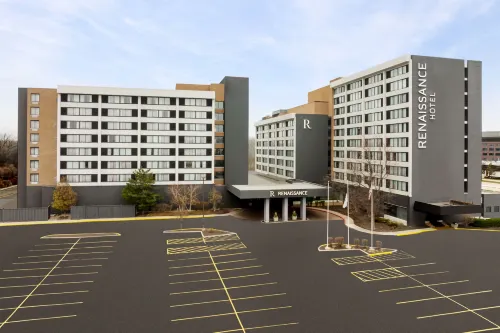 Renaissance Chicago North Shore Hotel Exterior Photos