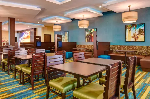 Fairfield Inn & Suites San Diego Carlsbad Restauration Photos