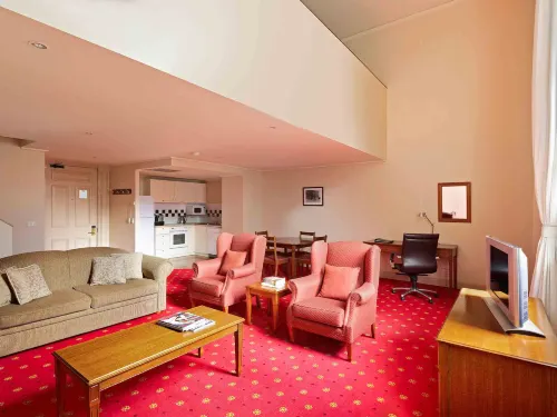 Grand Hotel Melbourne Photos