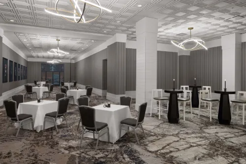 Renaissance Chicago North Shore Hotel Dining Photos
