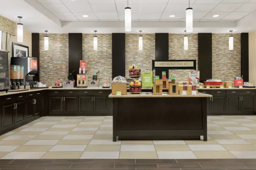 Hampton Inn Washington-Dulles Int'l Airport South Dining Photos