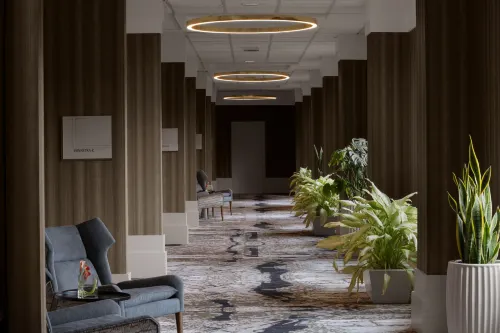 Renaissance Chicago North Shore Hotel Public Areas Photos