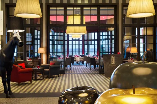Hôtel Barrière l'Hôtel du Golf Ăn uống Photos