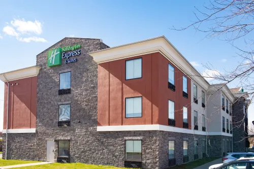 Holiday Inn Express & Suites Chester-Monroe-Goshen Ngoại thất Photos