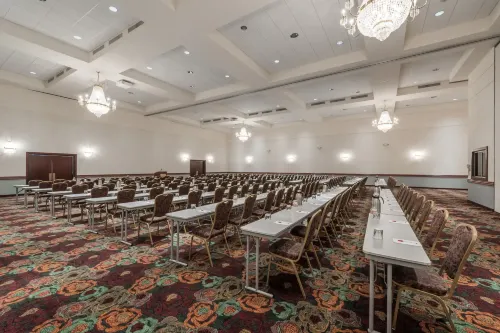 Ramada by Wyndham State College Hotel & Conference Center Espaces Affaires Photos