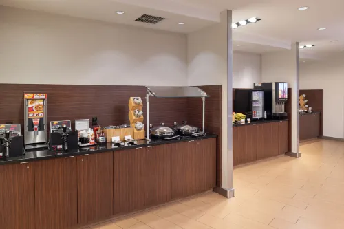 Fairfield Inn & Suites Springfield Northampton/Amherst Dining Photos