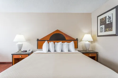 Days Inn by Wyndham Goldsboro Photos