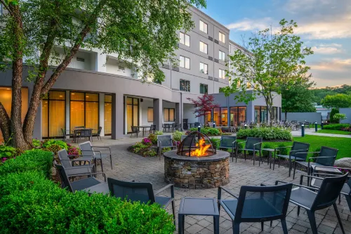 Courtyard Providence Lincoln Espaces publics Photos