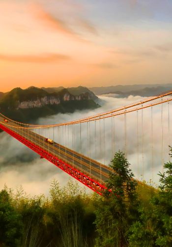 6D5N • Zhangjiajie & Fenghuang Leisure Tour with Furong Town Night View & 355m Aizhai Bridge with 4 World Records · 3 Must-See Icons · Free 72 Wonders Tower Night Tour, Drone Footage & Miao Costume