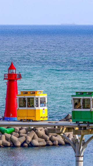 9D7N • Colourful Korea · Round trip Flight by Singapore Airlines · SQ · Leisure Pace · Senior-Friendly