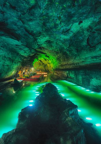 3D2N • Two Nights Hilton Series Hotel Zhangjiajie National Forest Park + Huanglong Cave + Zhangjiajie Grand Canyon Glass Bridge + Tianmen Mountain National Forest Park