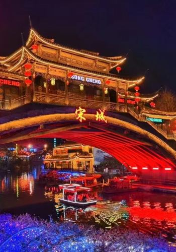 5日4晚 • 杭州＋西湖風景區＋雷峯塔5日4晚私家團「宿」4晚杭州市區內：精選5鑽榜單酒店｜品宋城千古情演出＋西湖蘇堤漫步＋靈隱寺＋龍井村