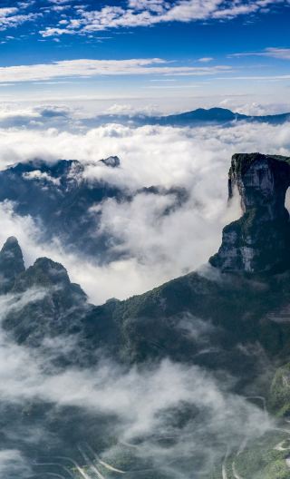 3D2N • Essential Zhangjiajie, Furong Town & Fenghuang: Grand Canyon Glass Bridge + Tianmen Mountain