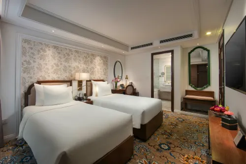 The Oriental Jade Hotel Zimmer Photos