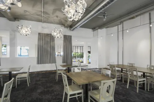 Neuchatel City Hotel Dining Photos