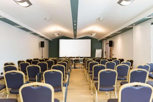 Hilton Garden Inn Milan Malpensa Business Photos