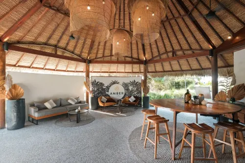 Amber Lombok Beach Resort Espaces publics Photos