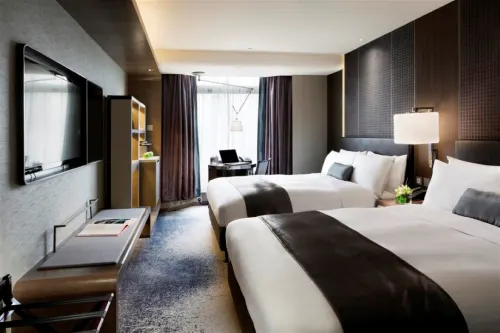 Royal Plaza Hotel Rooms Photos
