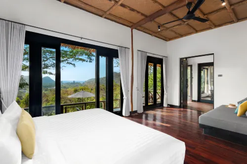 SAii Phi Phi Island Village Rooms Photos