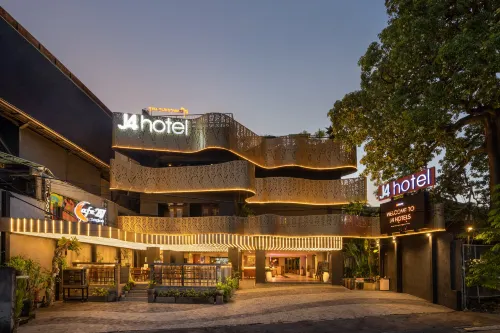 J4 Hotels Legian Unggulan Photos