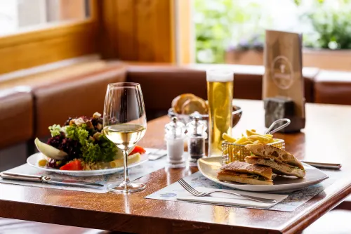 Hauser Hotel St. Moritz Dining Photos