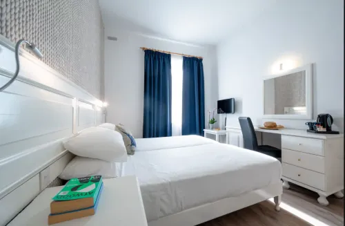 Gillieru Harbour Hotel Rooms Photos
