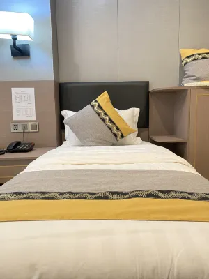 Holiday Hotel Chambres Photos