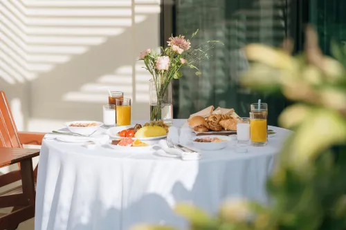 The Suites Hotel Jeju Restauration Photos
