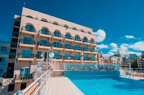 Gillieru Harbour Hotel Featured Photos