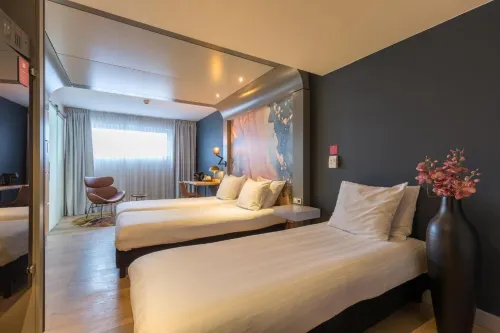 Leonardo Hotel Almere City Center Rooms Photos