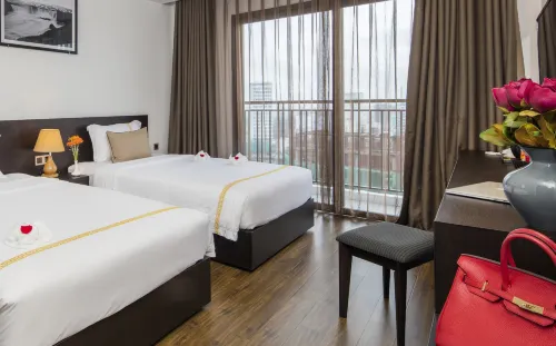 Khách sạn Meriton Phòng Photos