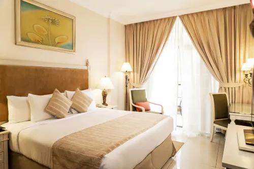 Mercure Dubai Barsha Heights Hotel Suites And Apartments Photos