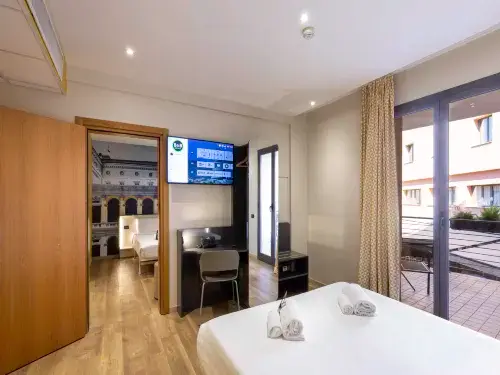 B&B Hotel Roma Tuscolana San Giovanni Photos