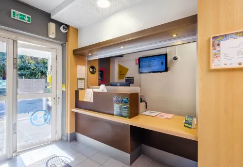 B&B HOTEL Villeneuve-Loubet Plage Espaces publics Photos