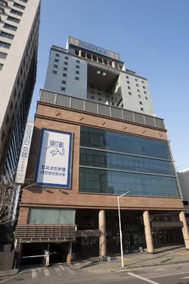 토요코인 대전 정부청사 앞 호텔 외관 Photos