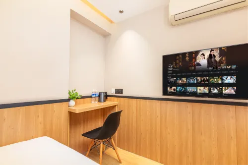 Qianji Hotel Rooms Photos