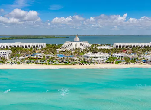 The Pyramid Cancun by Oasis - All Inclusive À ne pas manquer Photos