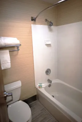 Crystal Inn Hotel & Suites - Midvalley Rooms Photos