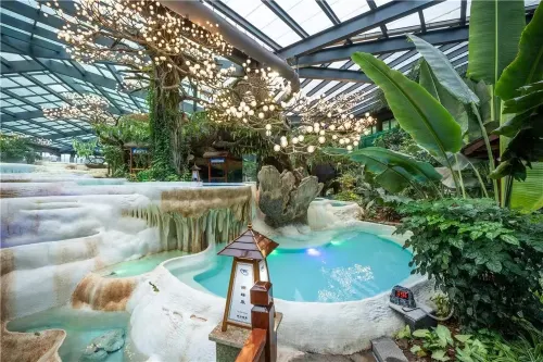 Wyndham Grand Plaza Royale Peach Blossom Hot Springs Resort Hunan Featured Photos