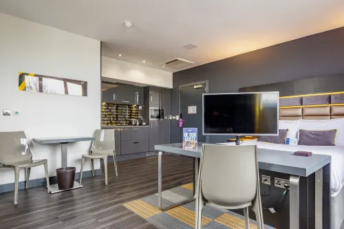 Roomzzz Nottingham City Camere Photos