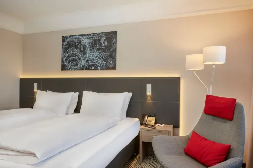 H4 Hotel Hannover Messe Rooms Photos