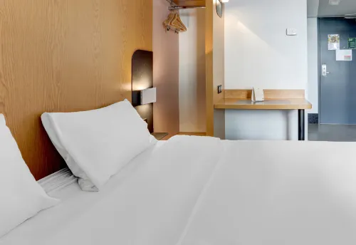 B&B Hotel Reims Centre Gare Rooms Photos