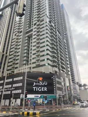 Urban Panda Hostel Marina Dubai Extérieur Photos