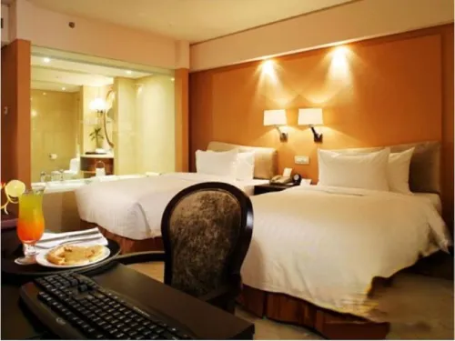 The Lakeview Hotel Phòng Photos